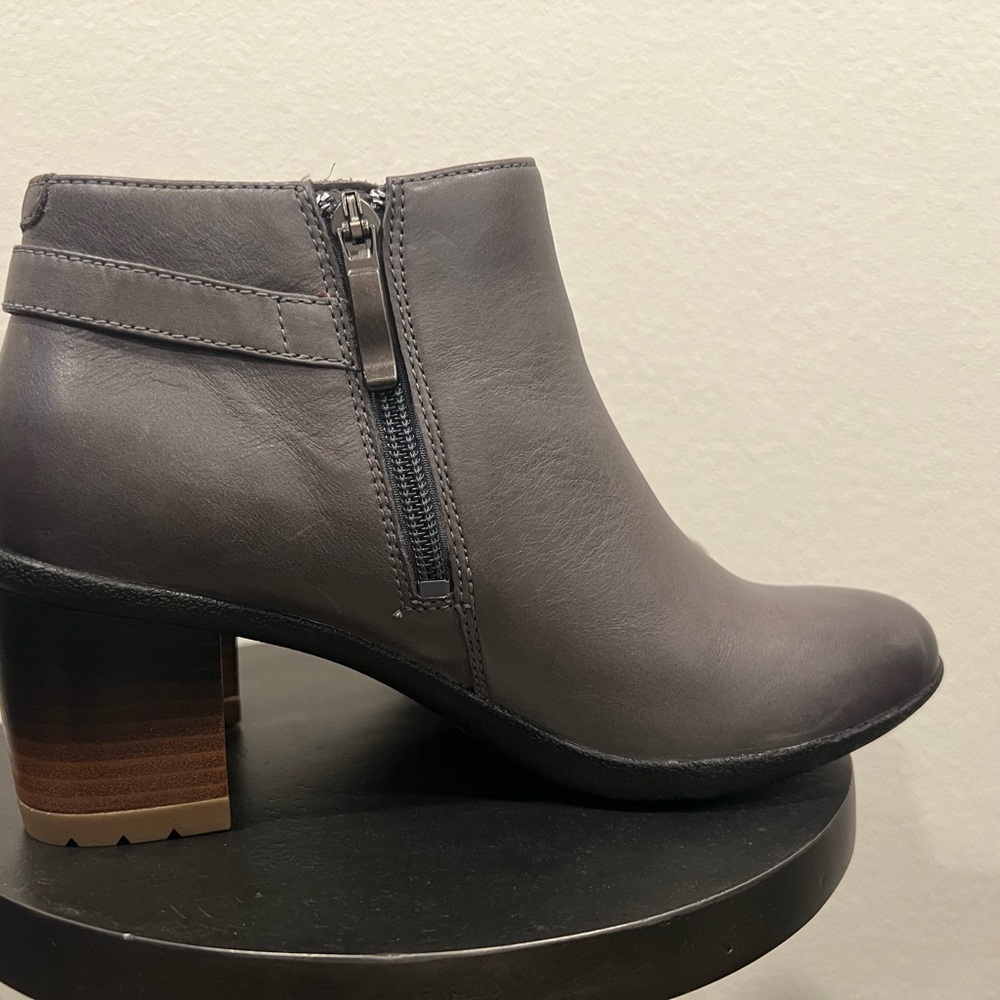 Dansko Gray Leather Ankle Boots - Picture 5 of 9